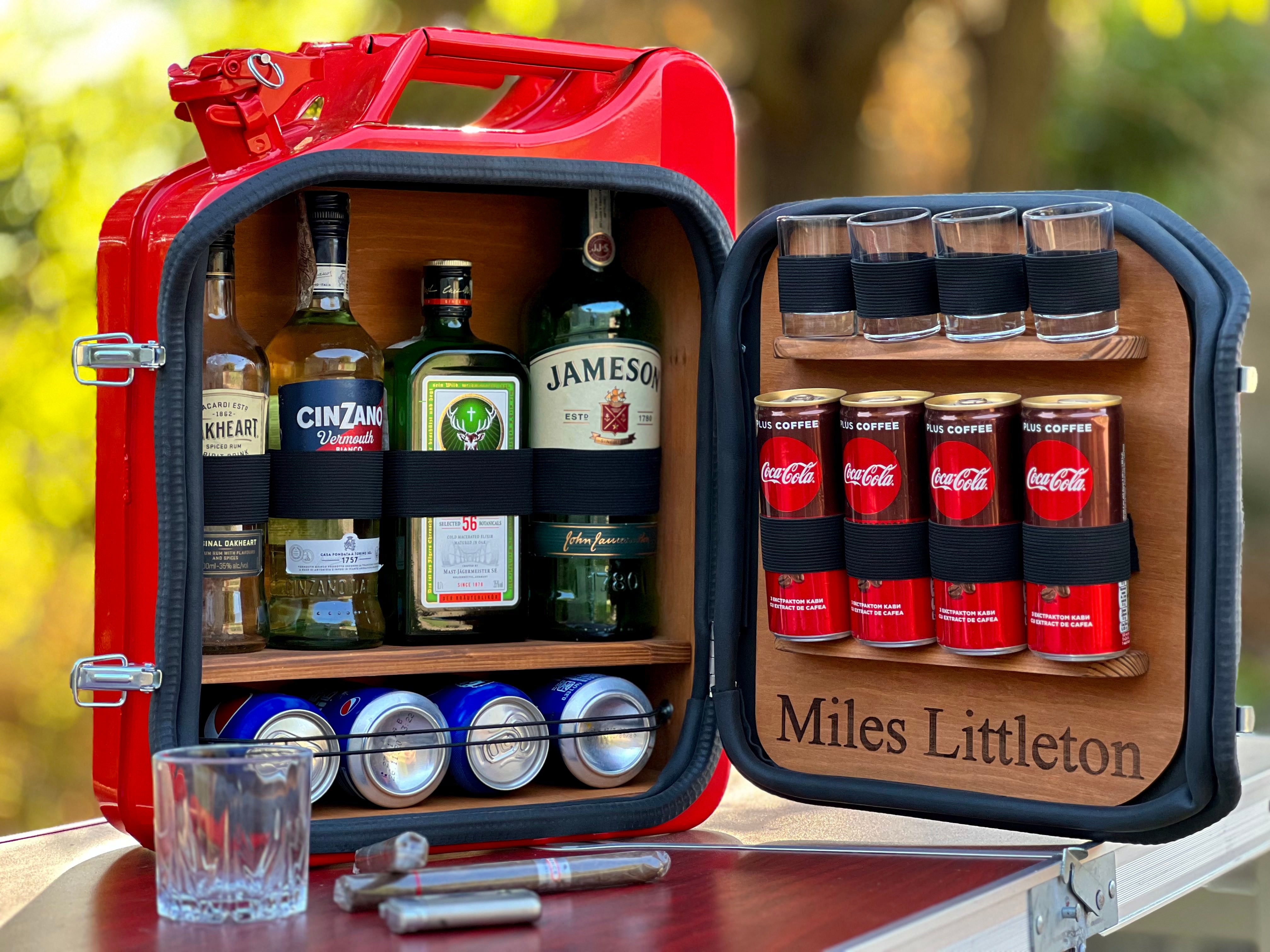 Customizable Mini Bar - Smoke, Whiskey, Bourbon, & More